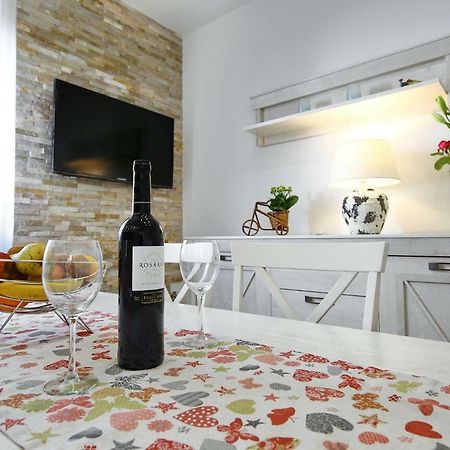 זאדאר Apartment Nela מראה חיצוני תמונה
