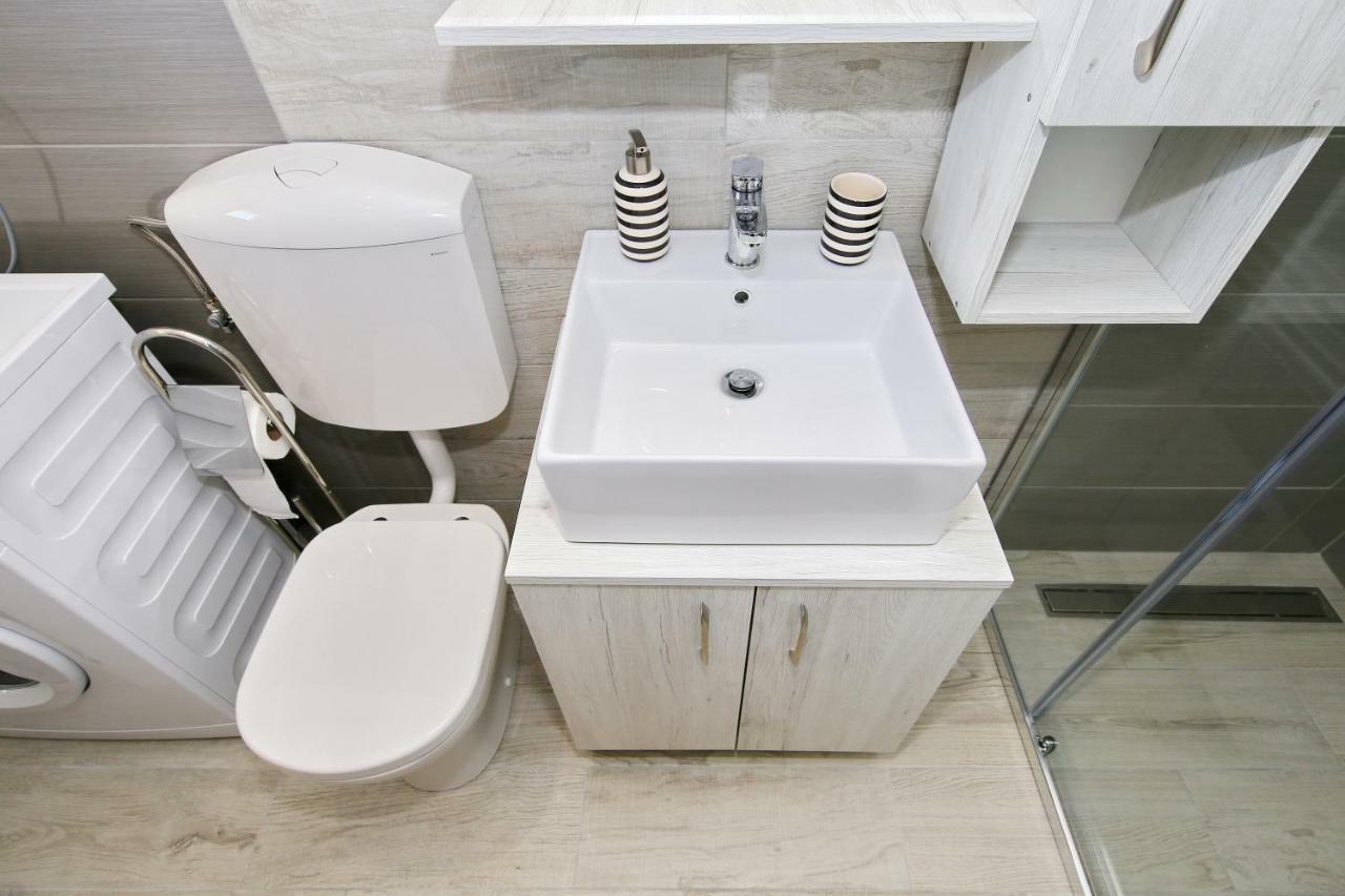 זאדאר Apartment Nela מראה חיצוני תמונה